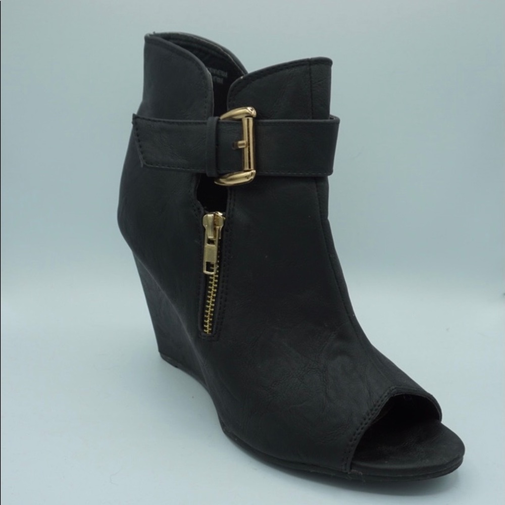 Wedges with Gold Buckle